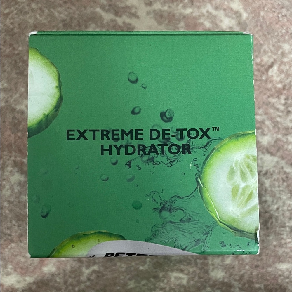 Peter Thomas Roth Cucumber Gel Mask - Picture 5 of 6
